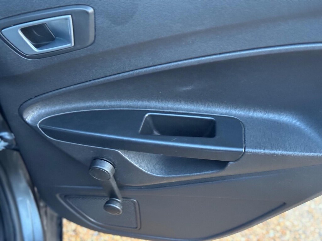 Used Ford Fiesta 2015 for sale - 77052633: Photo 45