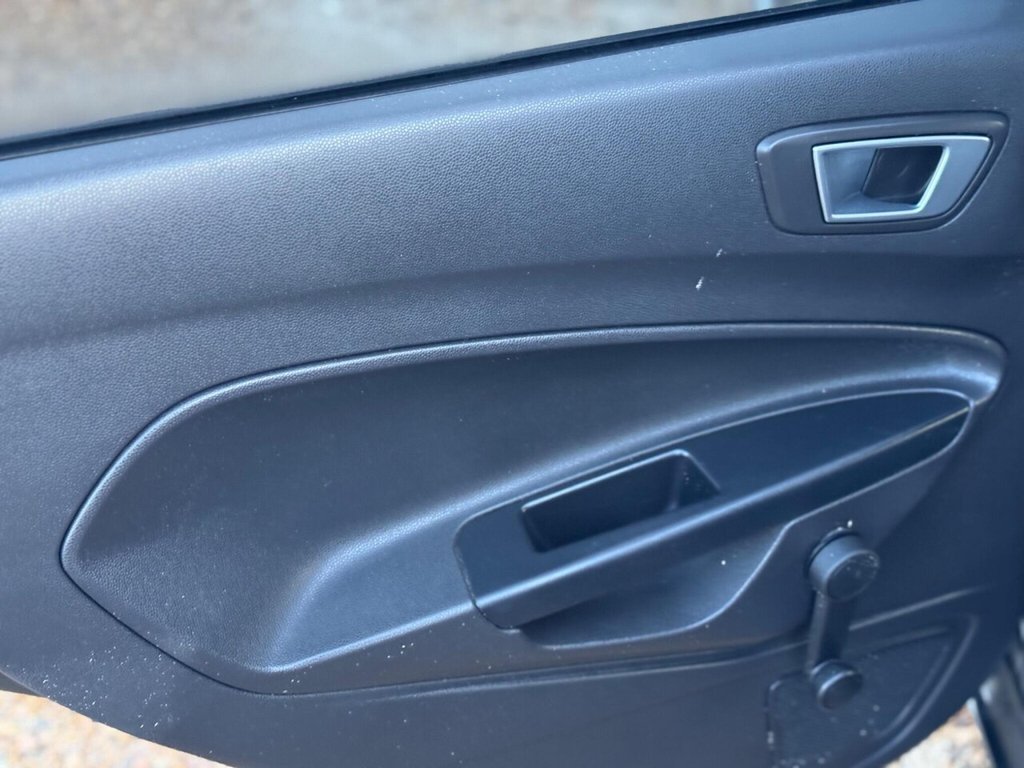 Used Ford Fiesta 2015 for sale - 77052633: Photo 46