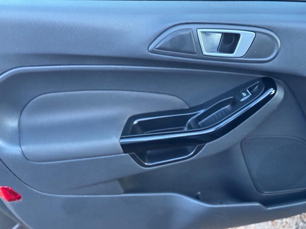 Used Ford Fiesta 2015 for sale - 77052633: Photo 48