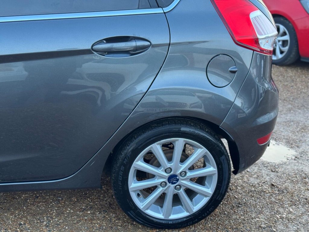 Used Ford Fiesta 2015 for sale - 77052633: Photo 50