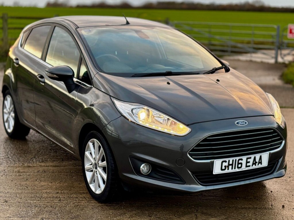 Used Ford Fiesta 2016 for sale - 76848230: Photo 2