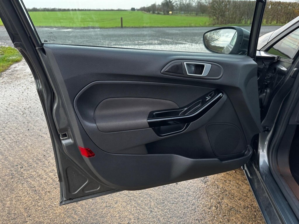 Used Ford Fiesta 2016 for sale - 76848230: Photo 42