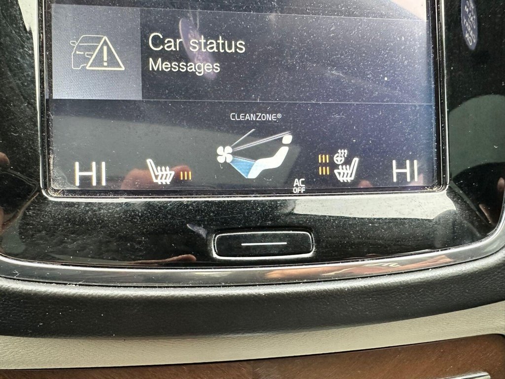 Used Volvo XC90 2016 for sale - 76934624: Photo 32