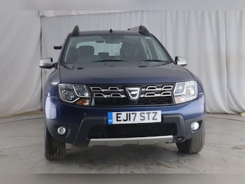 Used Dacia Duster 2017 for sale - 76172877: Photo