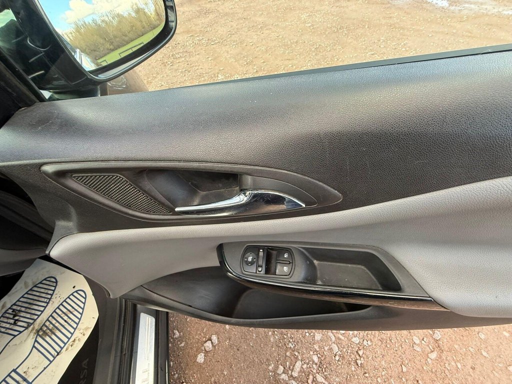 Used Vauxhall Corsa 2015 for sale - 77437204: Photo 25