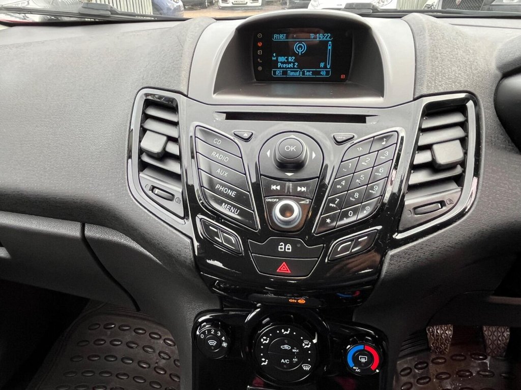 Used Ford Fiesta 2014 for sale - 77165877: Photo 21