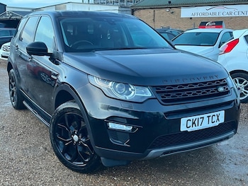 Used Land Rover Discovery Sport 2017 for sale - 77031130: Photo
