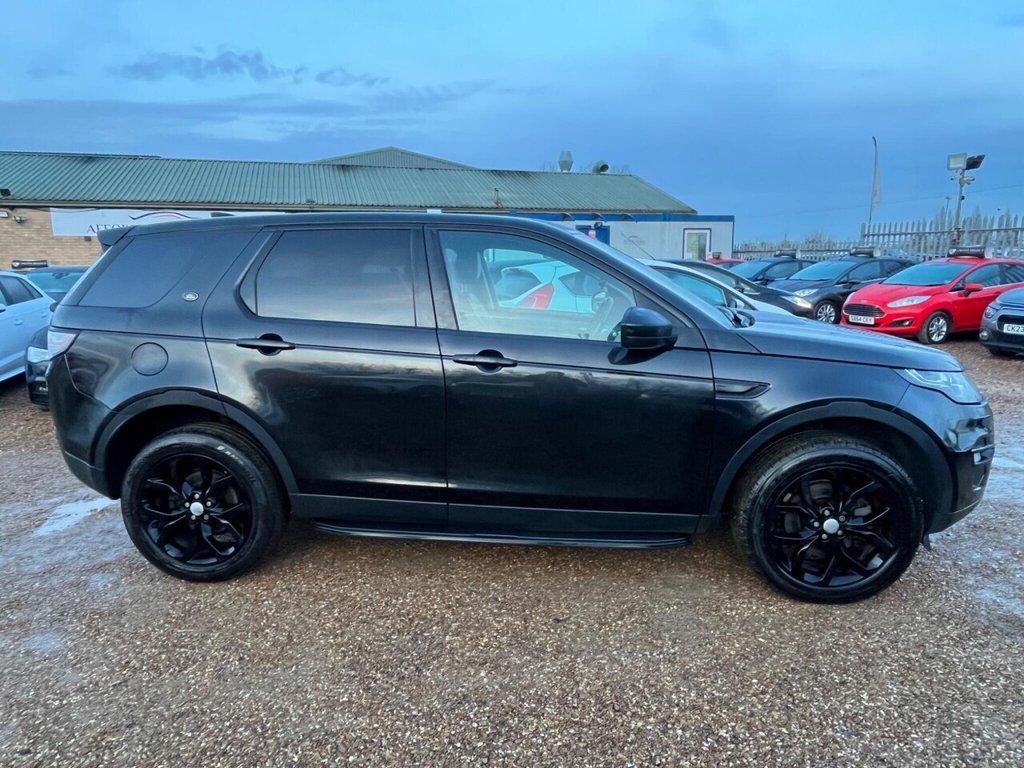 Used Land Rover Discovery Sport 2017 for sale - 77031130: Photo 34