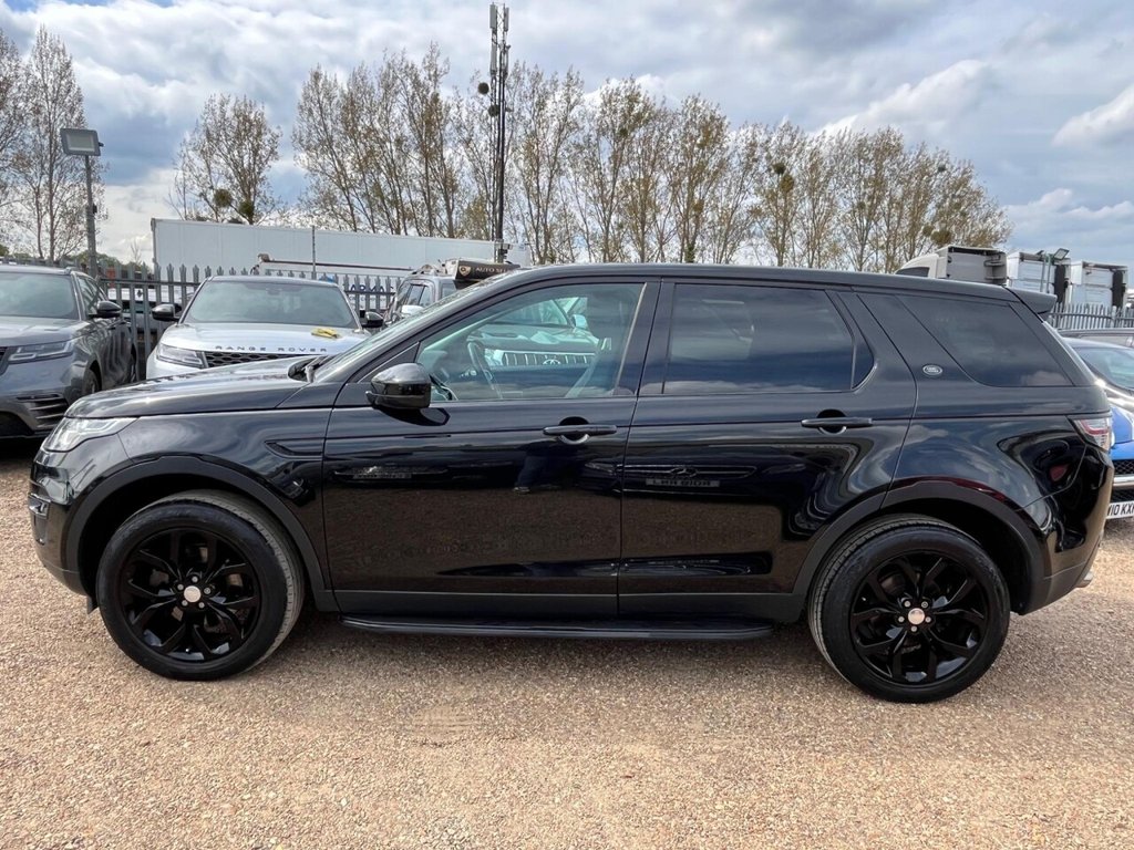 Used Land Rover Discovery Sport 2017 for sale - 77031130: Photo 5