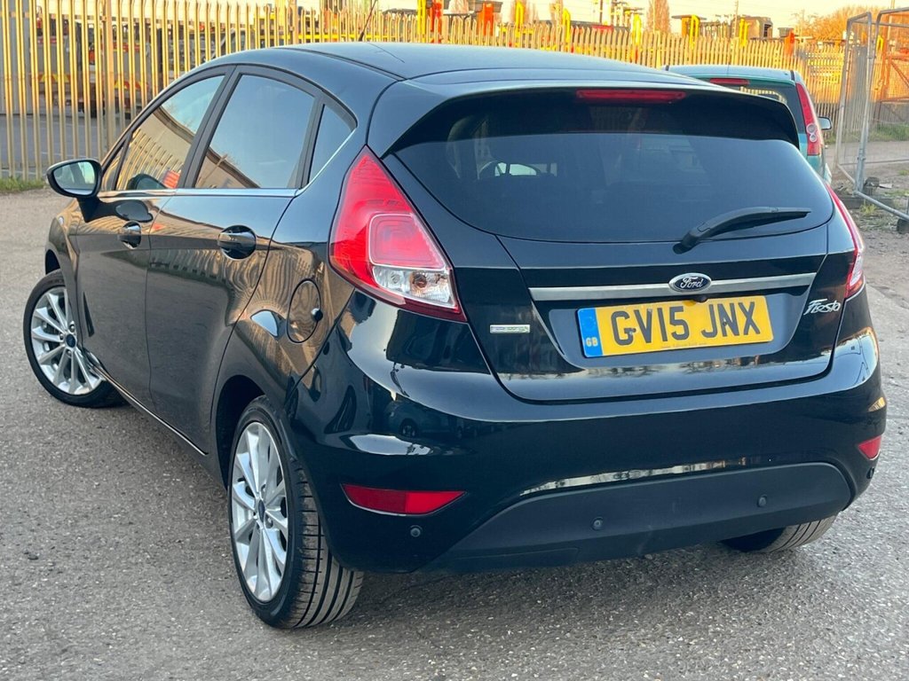 Used Ford Fiesta 2015 for sale - 77967672: Photo 4