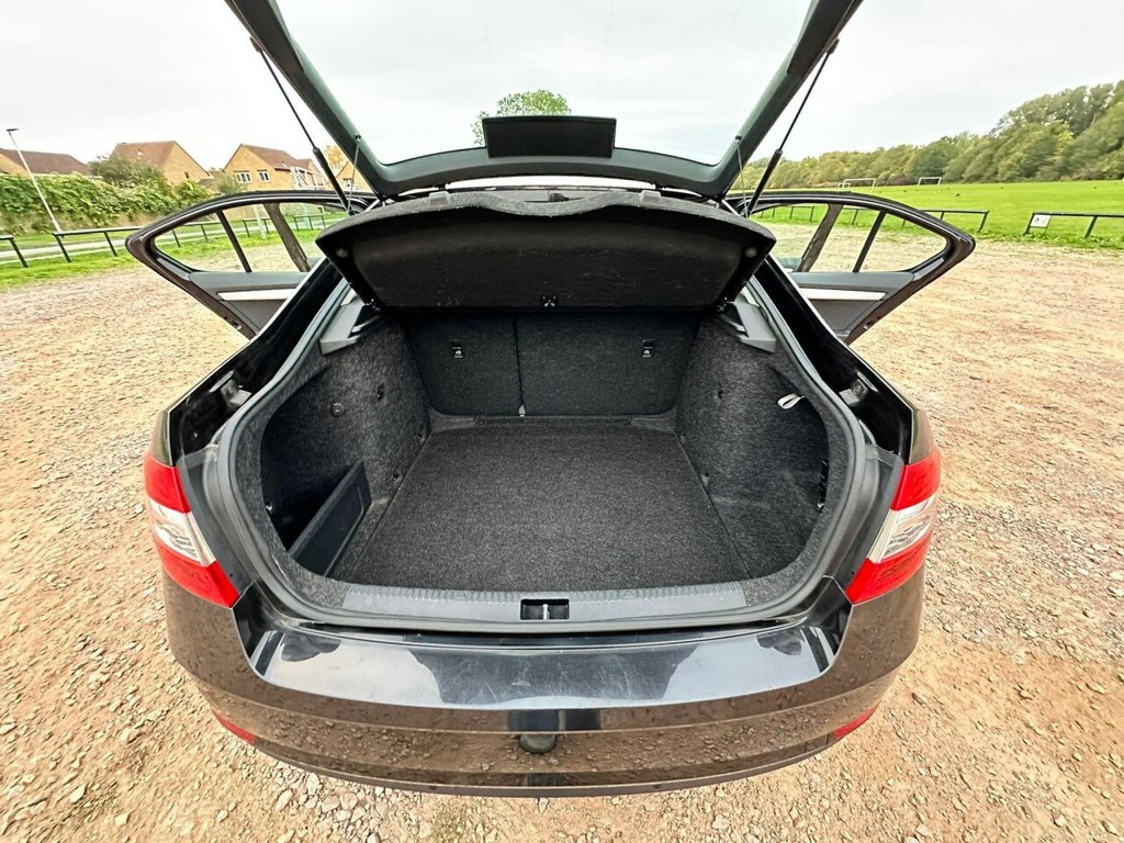 Used Skoda Octavia 2017 for sale - 76228978: Photo 25