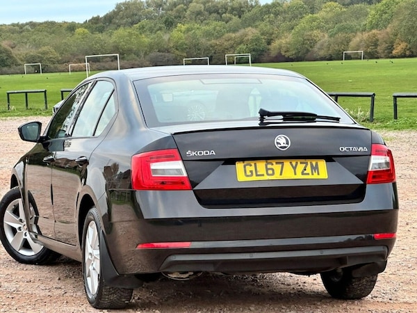 Used Skoda Octavia 2017 for sale - 76228978: Photo 2