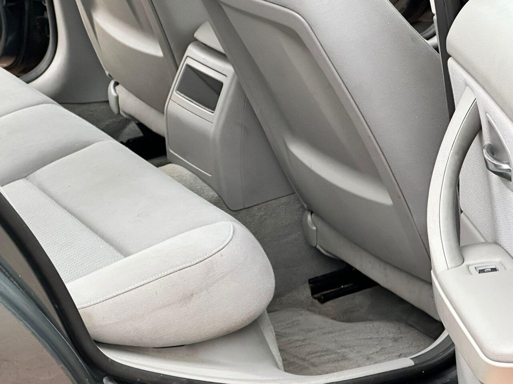 Used BMW 3 Series 2011 for sale - 76977471: Photo 33