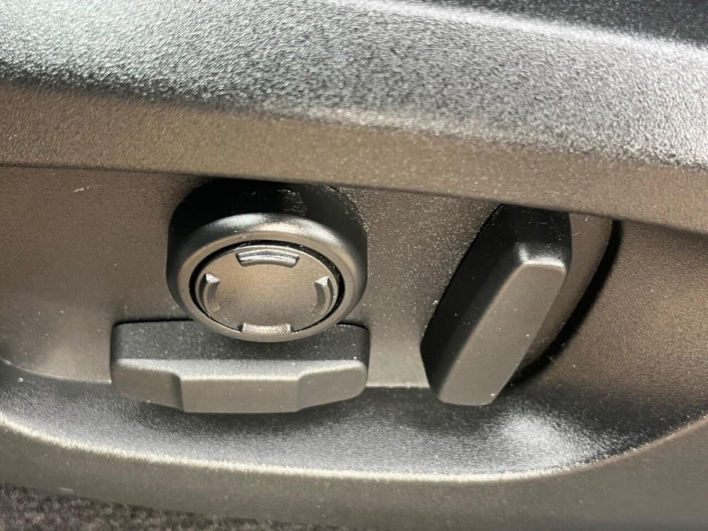 Used Land Rover Discovery Sport 2017 for sale - 77588275: Photo 31