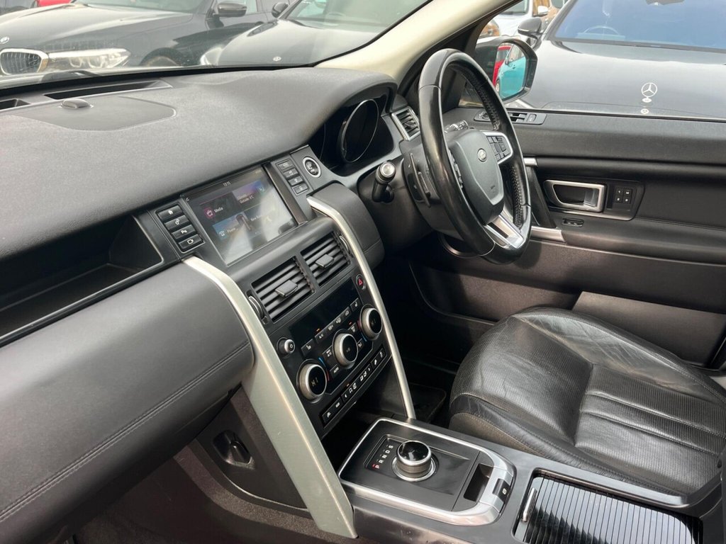Used Land Rover Discovery Sport 2017 for sale - 77588275: Photo 32