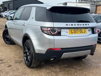 Used Land Rover Discovery Sport 2017 for sale - 77588275: Photo