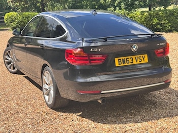 Used BMW 3 Series 2025 for sale - 78603201: Photo