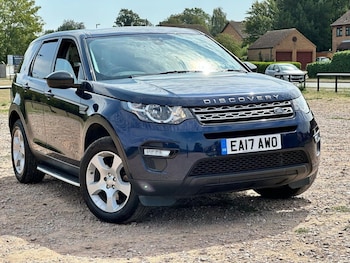 Used Land Rover Discovery Sport 2017 for sale - 75548471: Photo