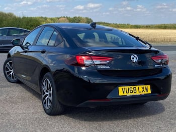 Used Vauxhall Insignia 2018 for sale - 79631789: Photo