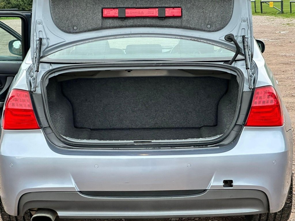 Used BMW 3 Series 2012 for sale - 76950399: Photo 25