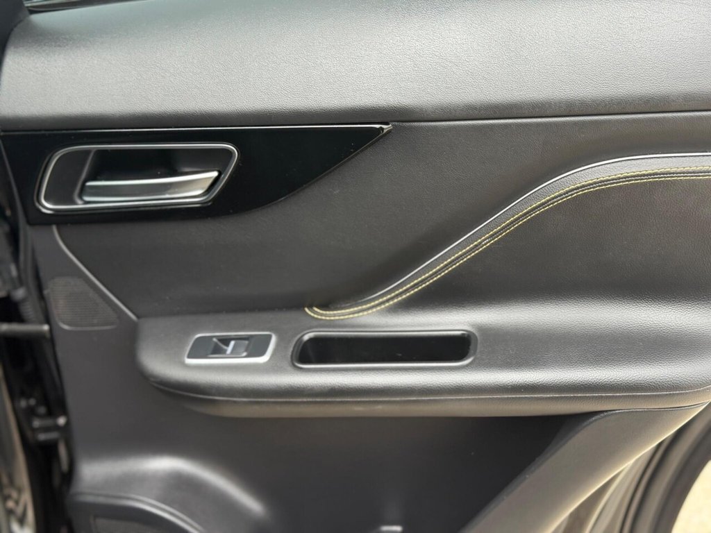 Used Jaguar F-Pace 2020 for sale - 77647875: Photo 32