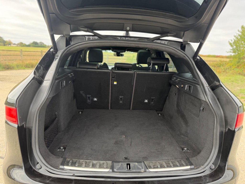 Used Jaguar F-Pace 2020 for sale - 77647875: Photo 46