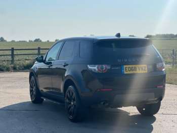 Used Land Rover Discovery Sport 2018 for sale - 75136086: Photo