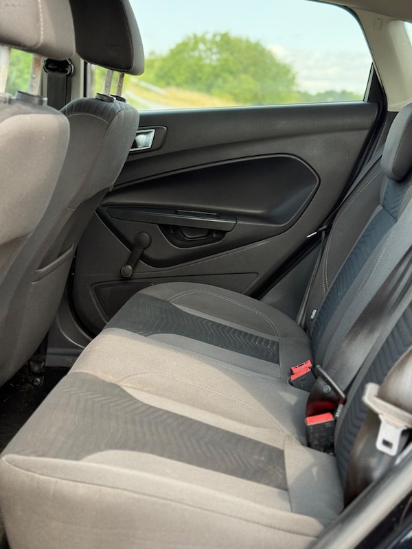 Used Ford Fiesta 2015 for sale - 75340979: Photo 16