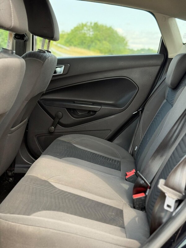 Used Ford Fiesta 2015 for sale - 75340979: Photo 17
