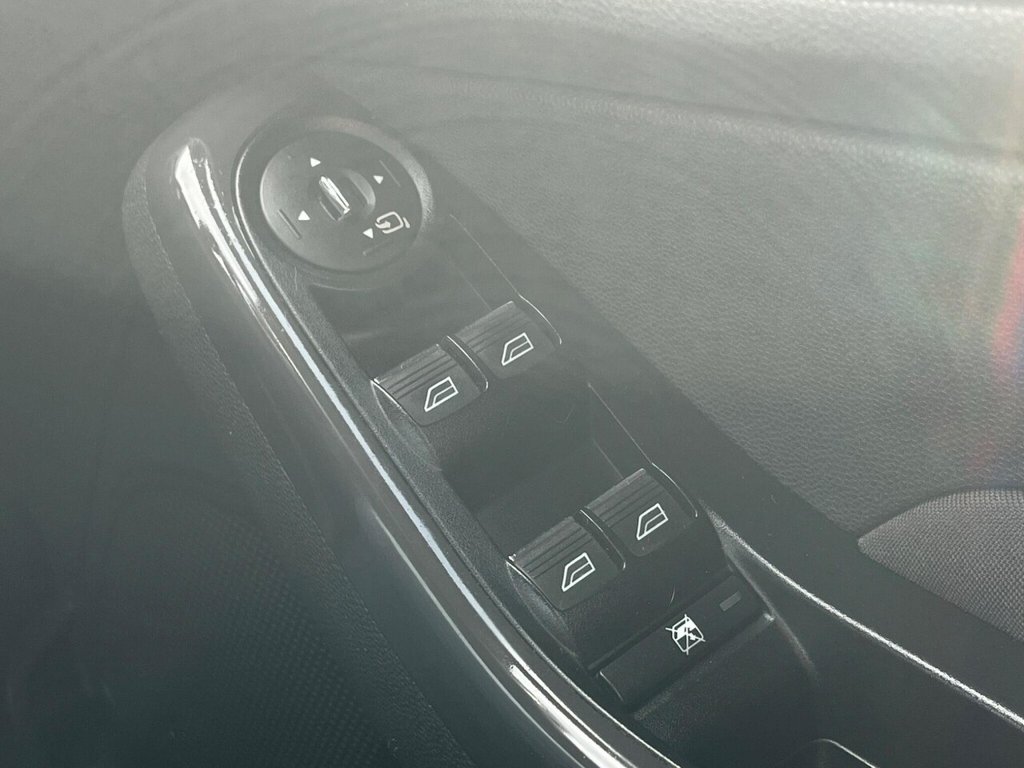 Used Ford Fiesta 2013 for sale - 78124300: Photo 32