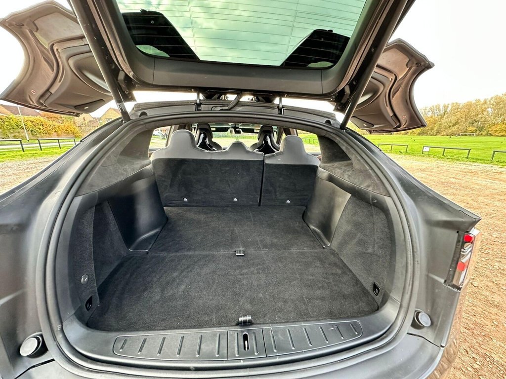 Used Tesla Model X 2017 for sale - 76520653: Photo 24