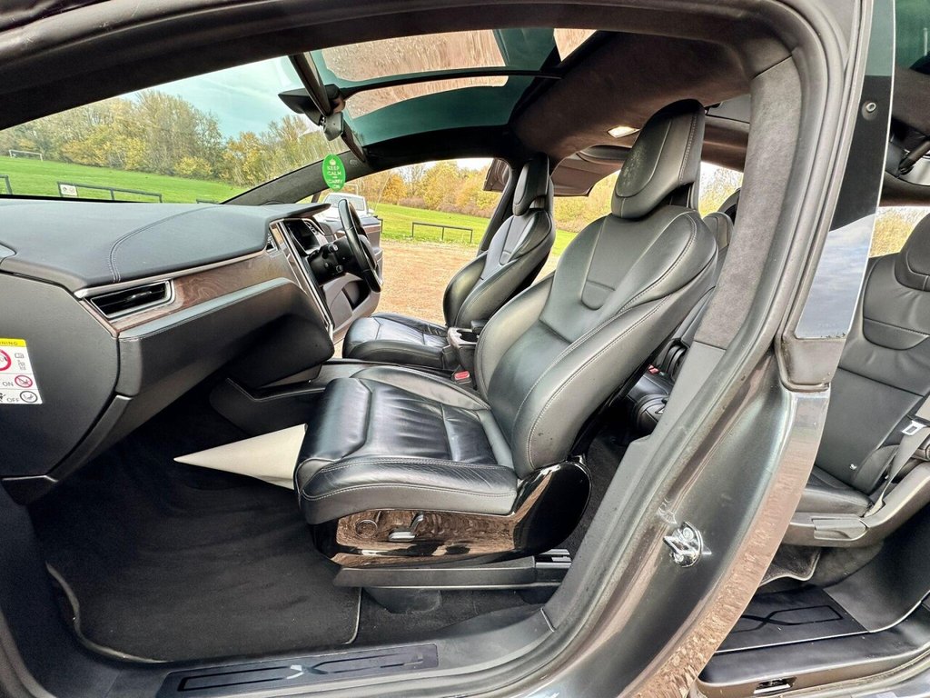 Used Tesla Model X 2017 for sale - 76520653: Photo 27