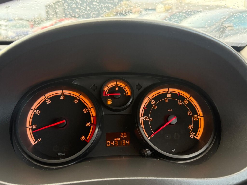 Used Vauxhall Corsa 2012 for sale - 76623326: Photo 33