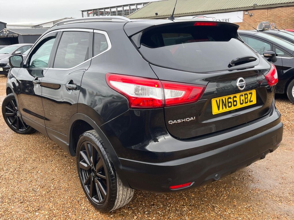 Used Nissan Qashqai 2016 for sale - 76910362: Photo 11