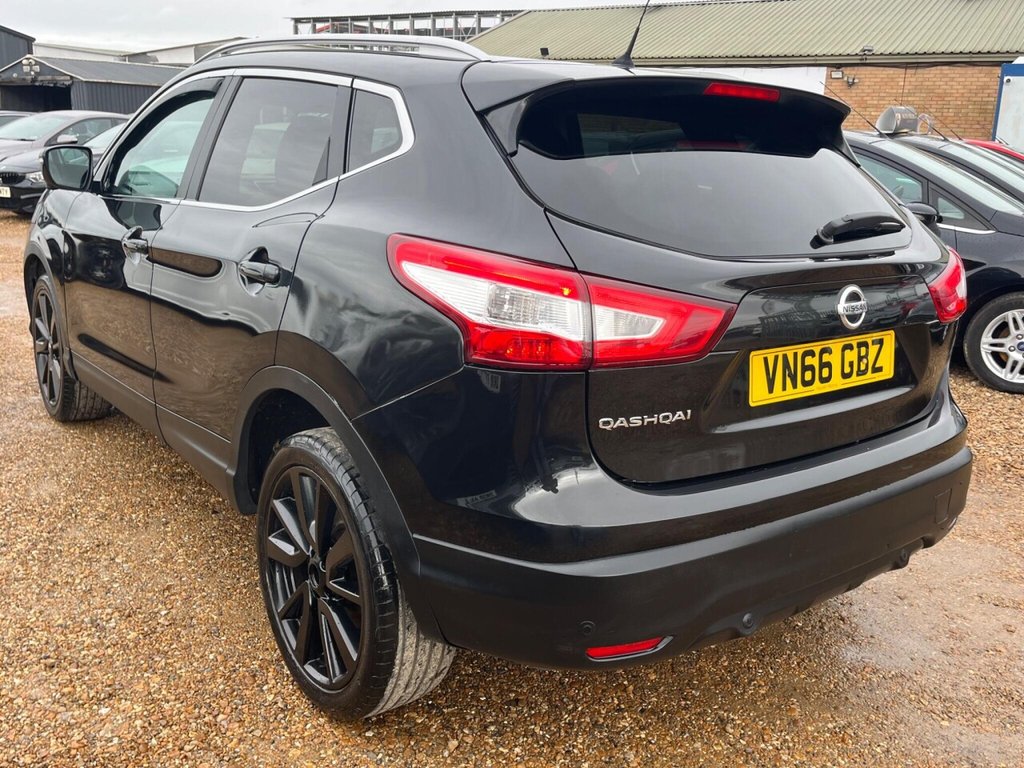 Used Nissan Qashqai 2016 for sale - 76910362: Photo 12