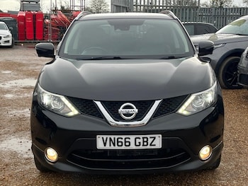 Used Nissan Qashqai 2016 for sale - 76910362: Photo