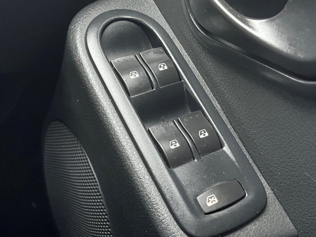 Used Dacia Duster 2013 for sale - 77408035: Photo 25