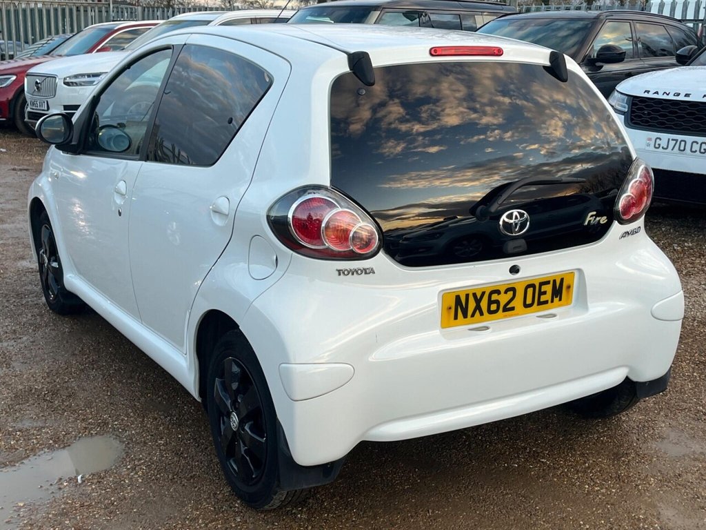 Used Toyota AYGO 2012 for sale - 77706163: Photo 12