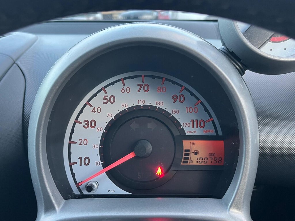 Used Toyota AYGO 2012 for sale - 77706163: Photo 28