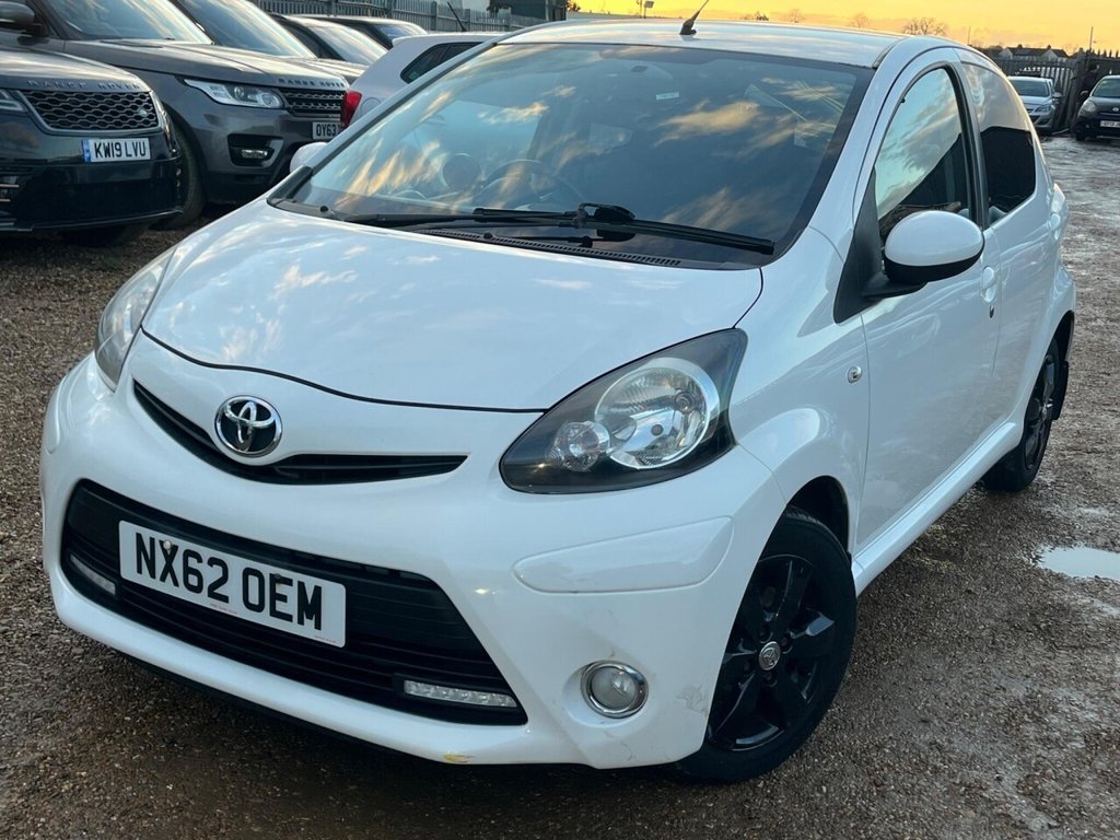 Used Toyota AYGO 2012 for sale - 77706163: Photo 8