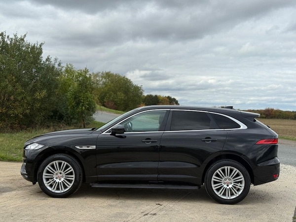 Used Jaguar F-Pace 2017 for sale - 76223294: Photo 10