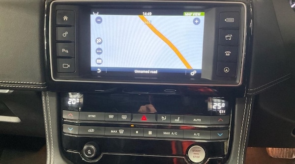Used Jaguar F-Pace 2017 for sale - 76223294: Photo 17