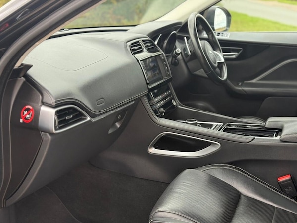 Used Jaguar F-Pace 2017 for sale - 76223294: Photo 18
