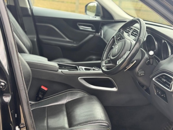 Used Jaguar F-Pace 2017 for sale - 76223294: Photo 24