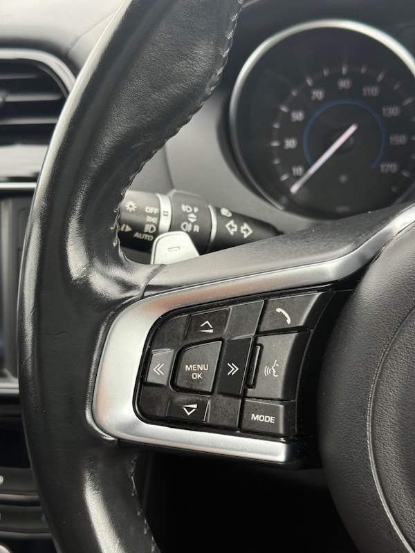 Used Jaguar F-Pace 2017 for sale - 76223294: Photo 37