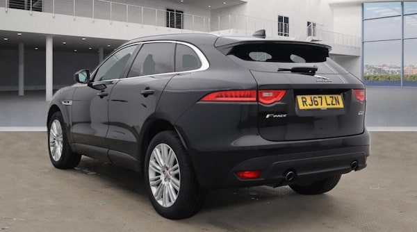 Used Jaguar F-Pace 2017 for sale - 76223294: Photo 5