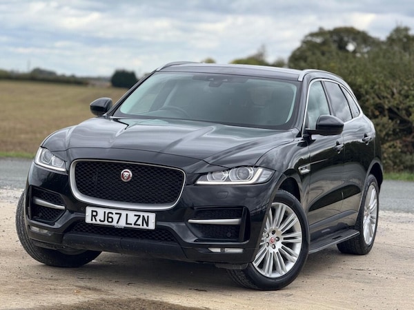 Used Jaguar F-Pace 2017 for sale - 76223294: Photo 6