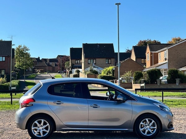 Used Peugeot 208 2019 for sale - 76228979: Photo 12