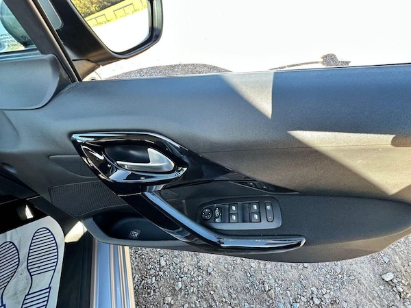 Used Peugeot 208 2019 for sale - 76228979: Photo 23