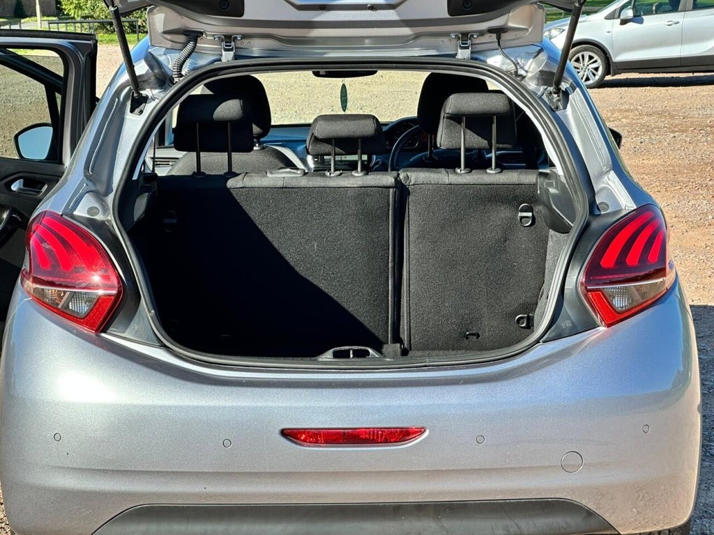 Used Peugeot 208 2019 for sale - 76228979: Photo 27